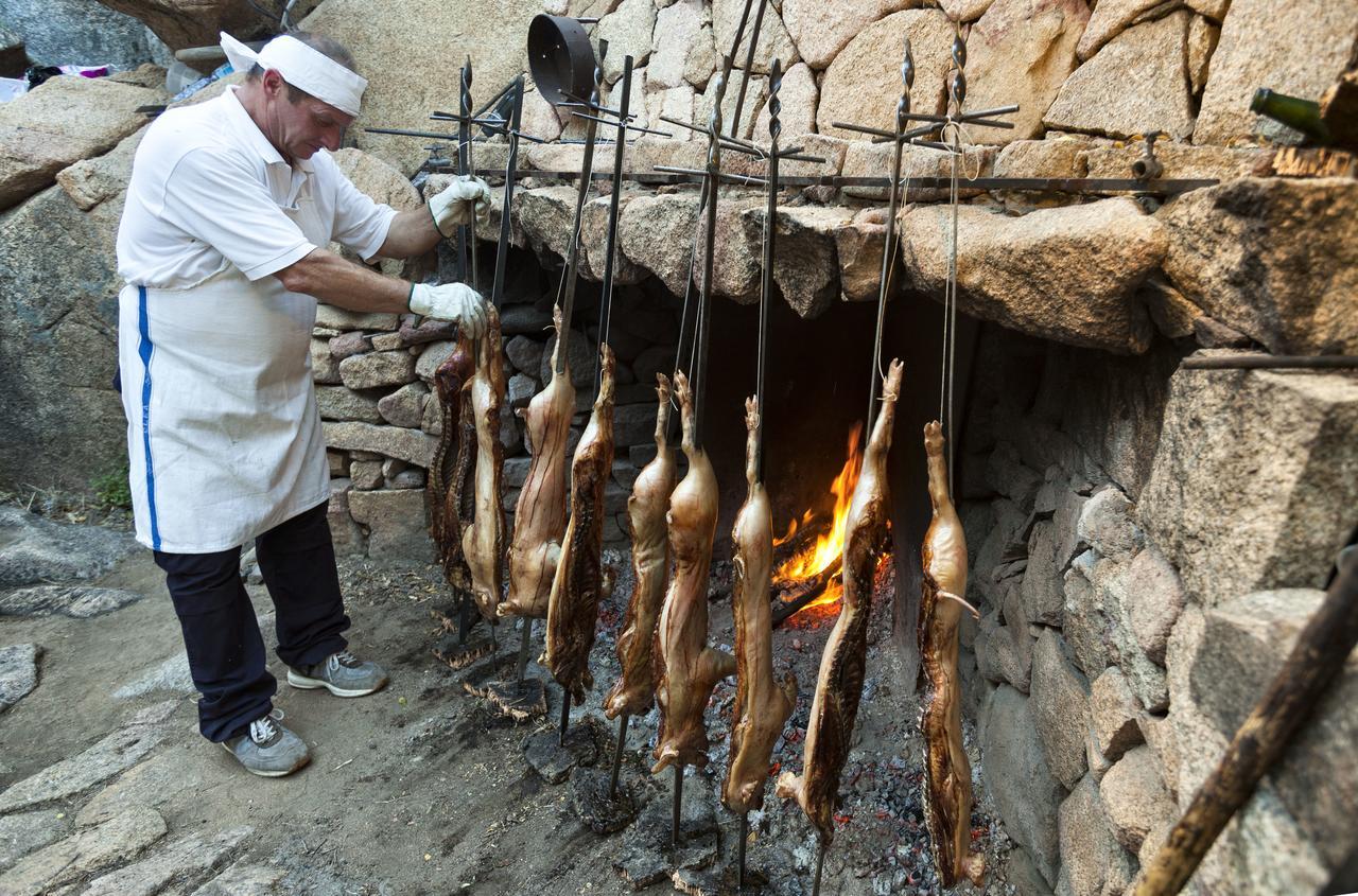Hotel Rocce Sarde San Pantaleo Luaran gambar