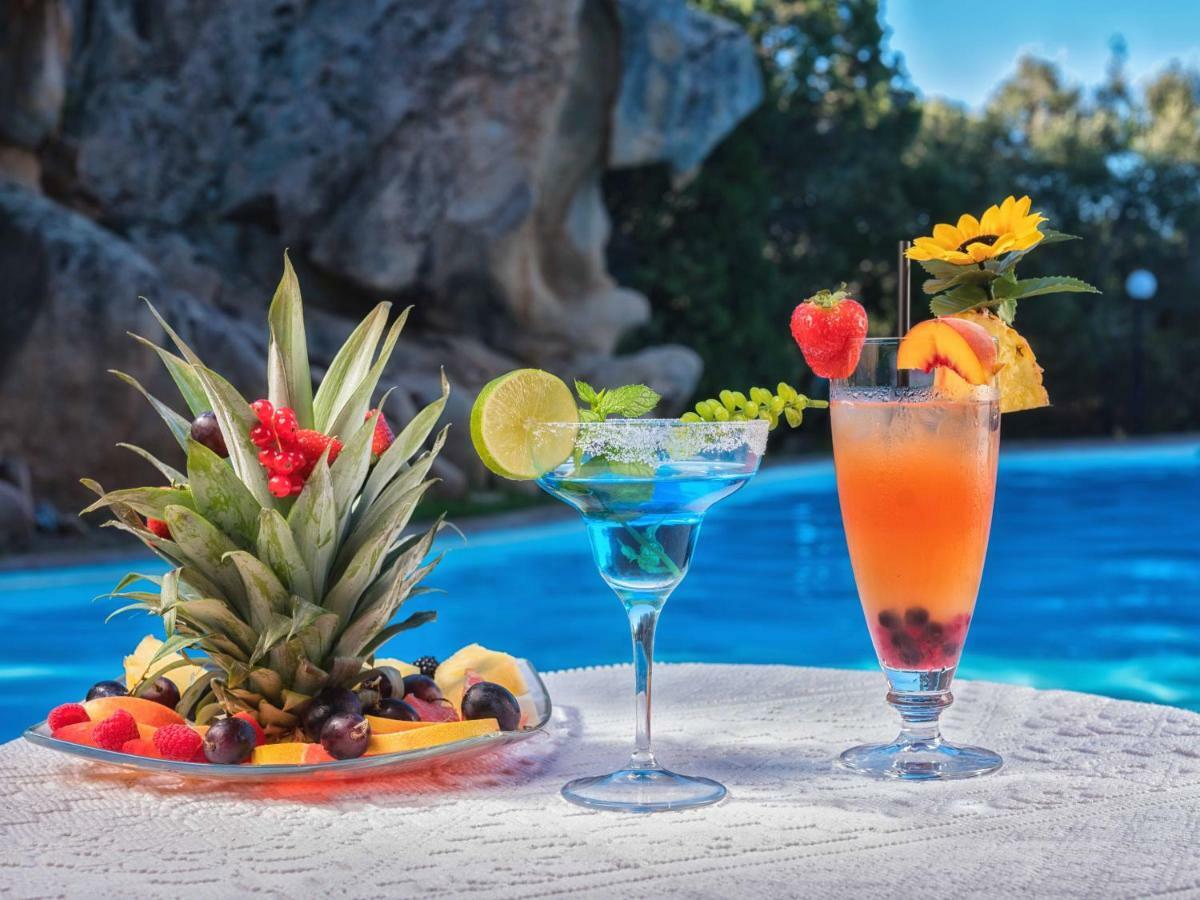 Hotel Rocce Sarde San Pantaleo Luaran gambar