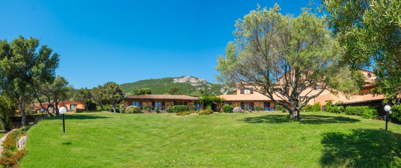 Hotel Rocce Sarde San Pantaleo Luaran gambar
